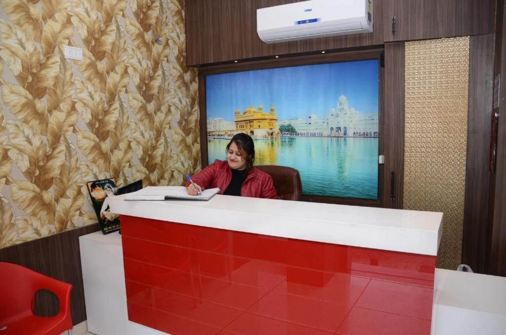 Hotel Robin Inn Amritsar Zewnętrze zdjęcie