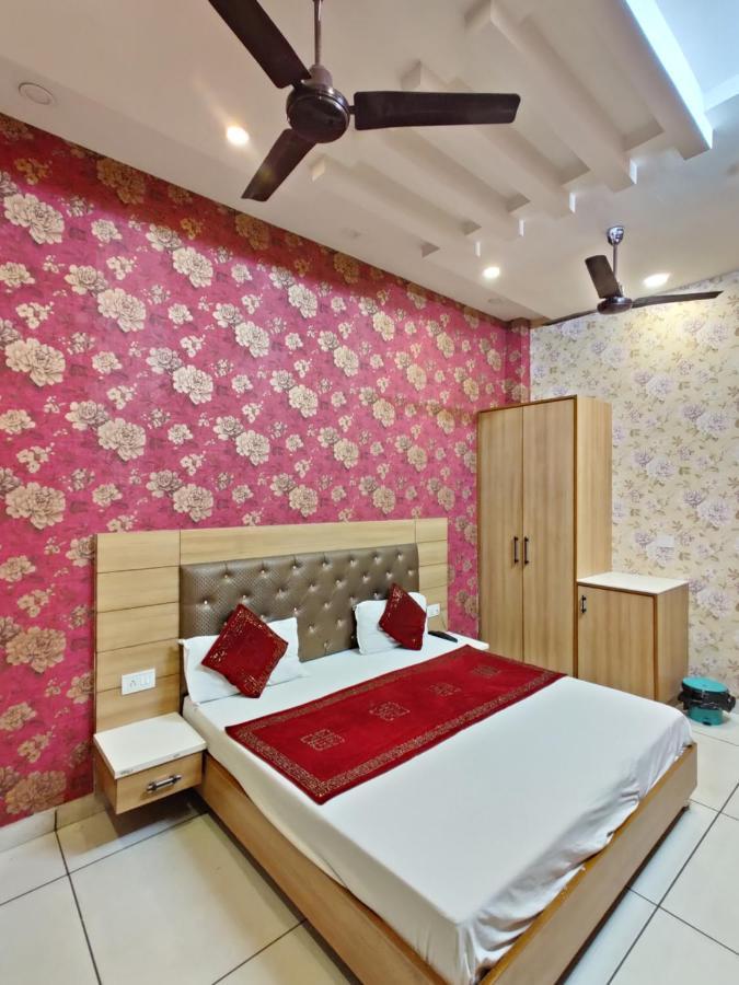 Hotel Robin Inn Amritsar Zewnętrze zdjęcie