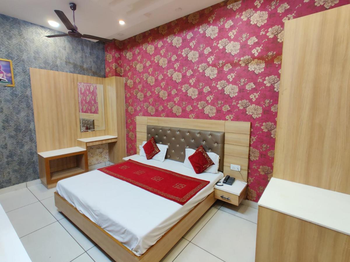 Hotel Robin Inn Amritsar Zewnętrze zdjęcie