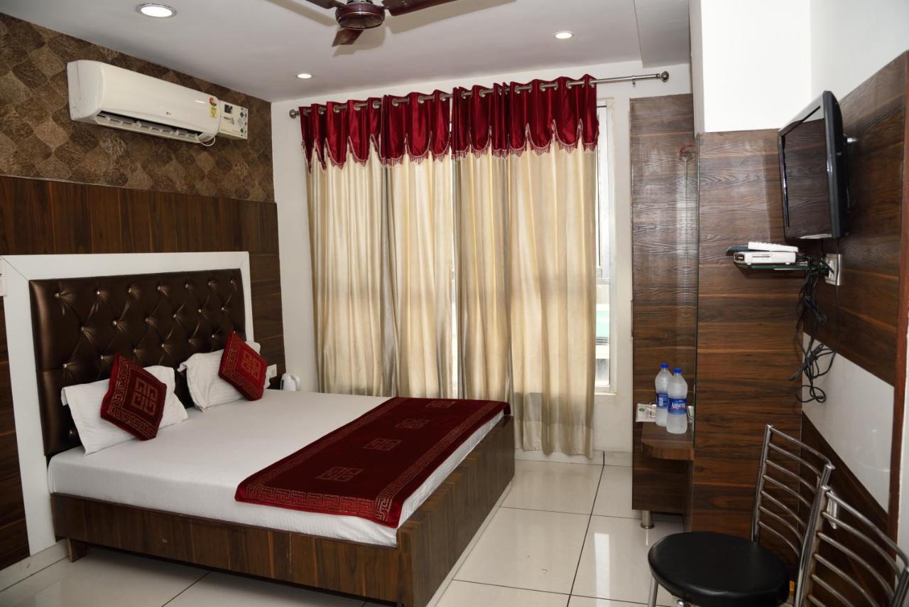 Hotel Robin Inn Amritsar Zewnętrze zdjęcie