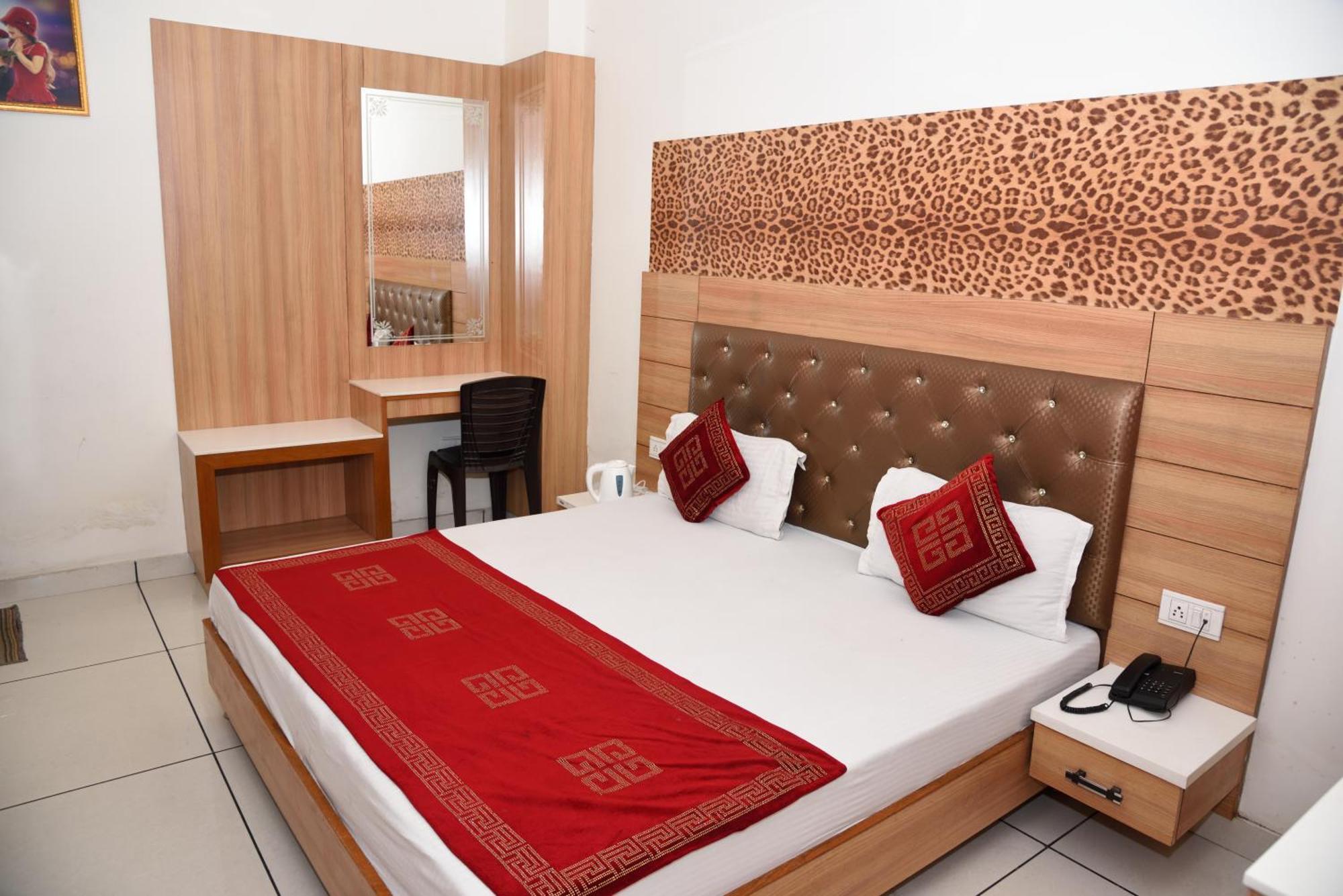 Hotel Robin Inn Amritsar Zewnętrze zdjęcie